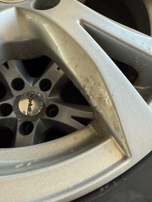 Джанти ЕТ42, 6.5Jx16 със зимни гуми 215/60/16 Фолксваген Ауди