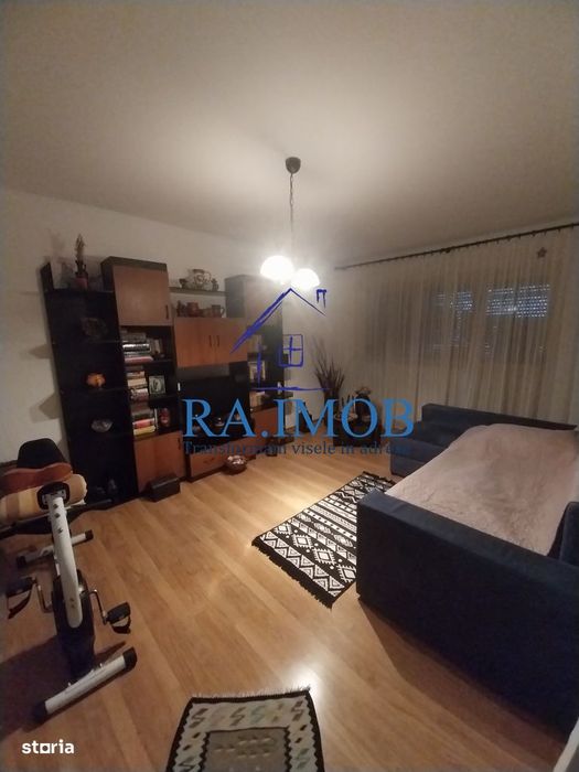 Apartament 2 camere, et 7/11, Bdul Bucuresti - 65000 euro