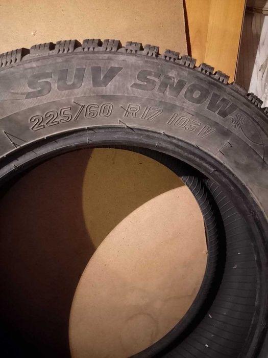 Кormoran 225/60 R17 4 броя  зимни гуми