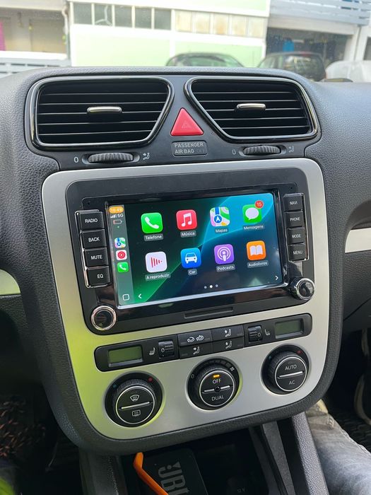 Navigație 7 inch 2GB RAM și 32GB memorie internă