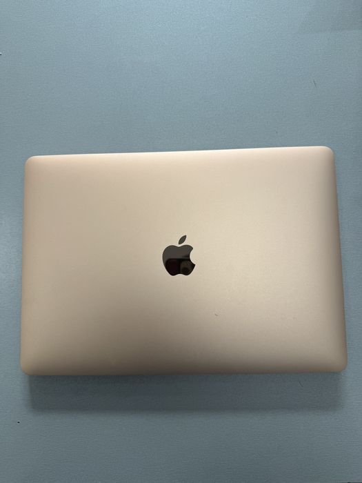 MacBook Air Retina 13-inch 2019