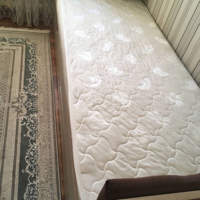 Одноместная кровать ( для детской)