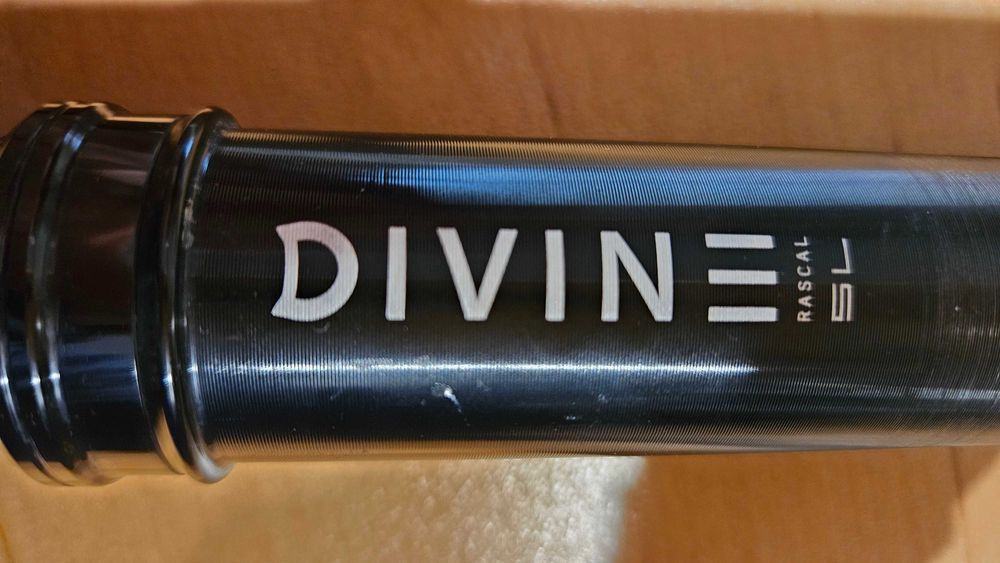 Bike Yoke Divine SL Dropper 30.9 / 80mm + Squeezy