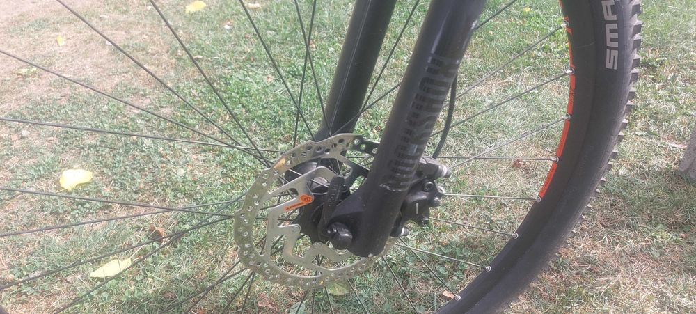 MTB Cube roti pe 29 model Nou.