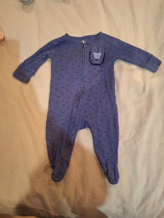 бебешки ромпъри за момче 
0-3 месеца