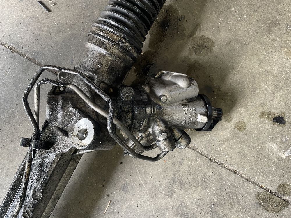 Кормилна рейка БМВ Ф10/ Ф11, ХД (reika bmw f10 xdrive)