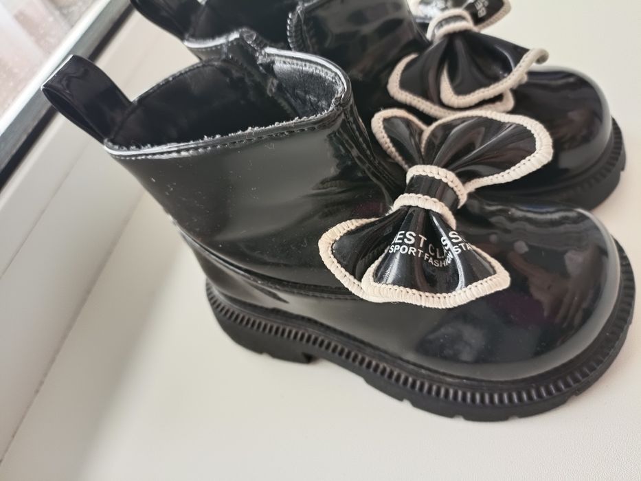 Сапоги на девочку