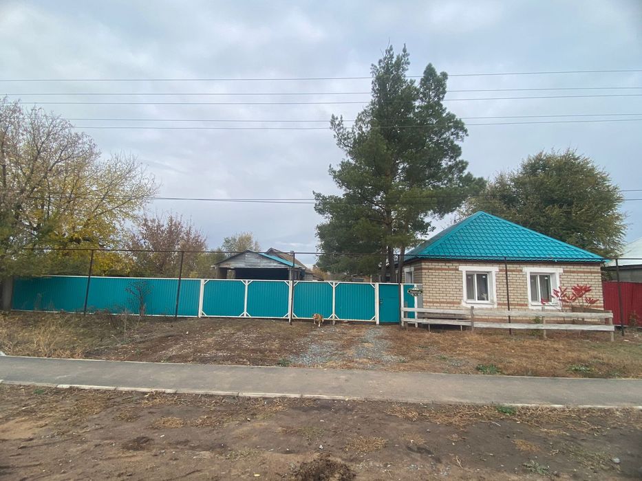 Частный Дом в посёлок Бурлин Амангелдинская 76