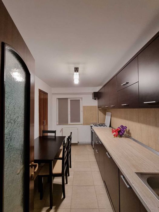 Inchiriere apartament 3 camere Cantacuzino