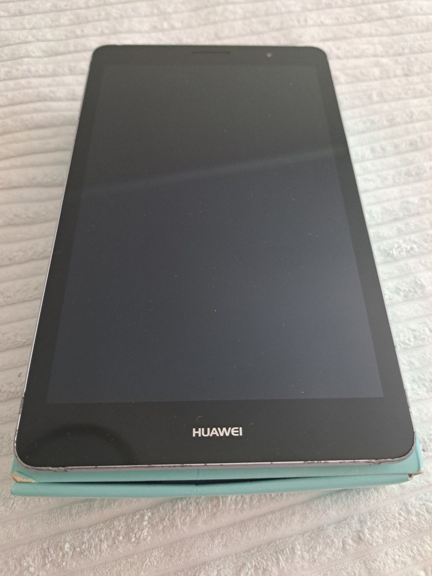 Таблет Huawei tab 3