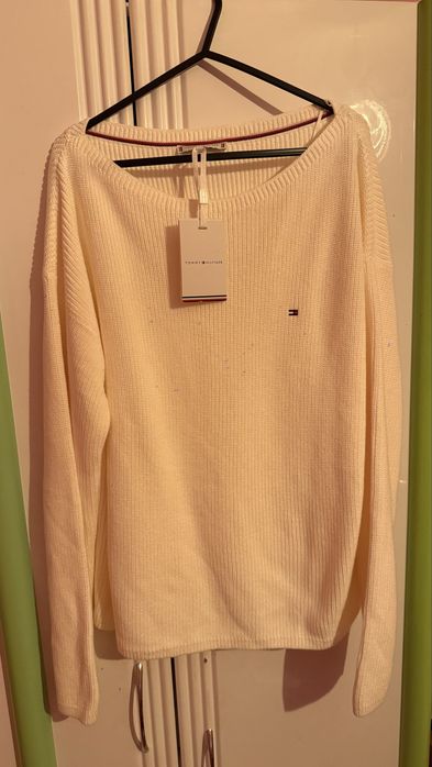 Оригинален пуловер Tommy Hilfiger