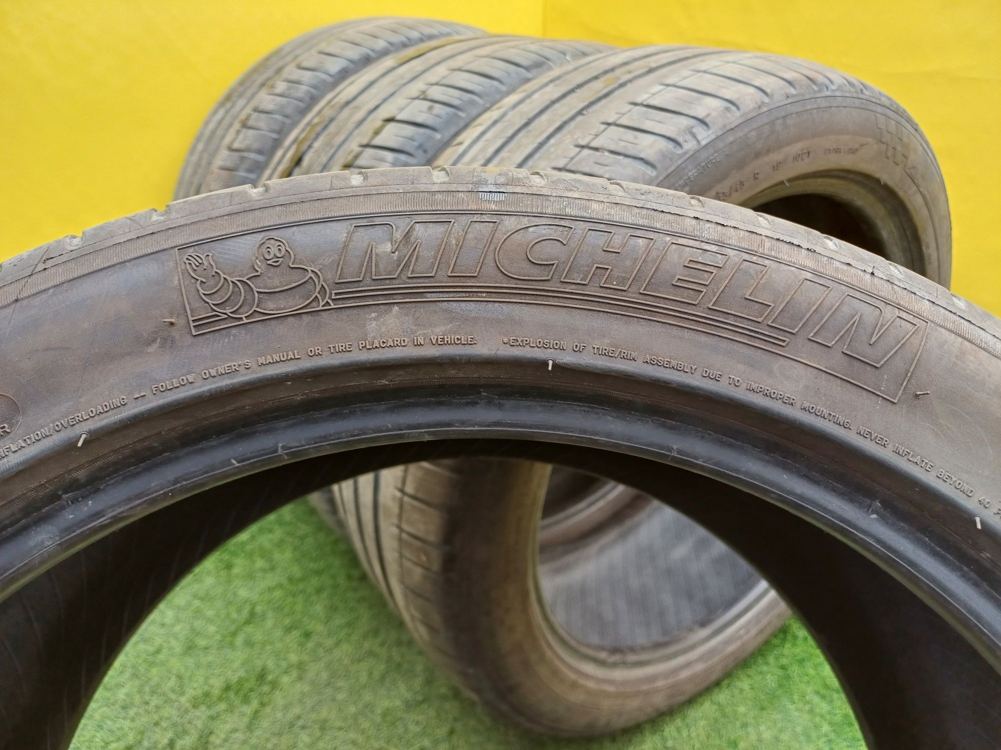 Шины 245/45 и 275/40 R19 Michelin разноширокий комплект.