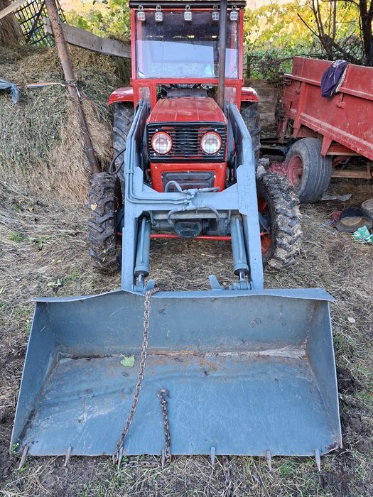 Tractor de vânzare