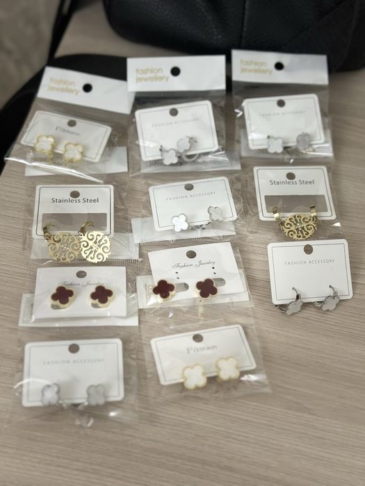Продам серьги по 1000 и 1500 тенге