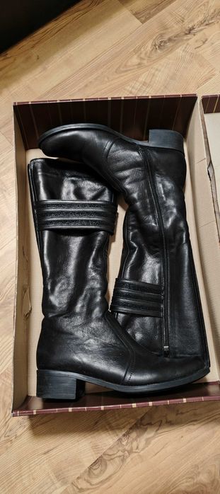 дамски ботуши естествена кожа (номер 38) в цвят черен
