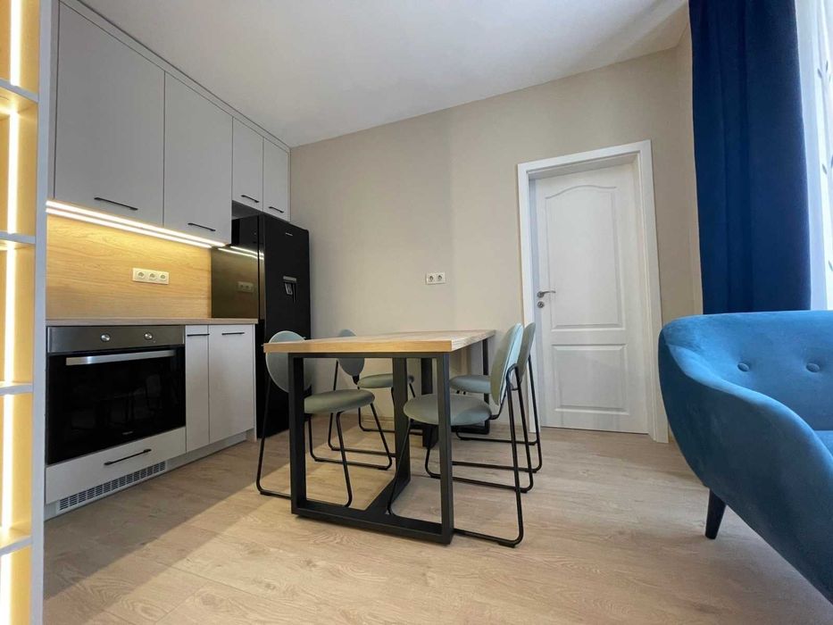 Дава се под наем Тристаен апартамент в София, Красна поляна 3 - 100 кв.м за 561 € - Снимка #2