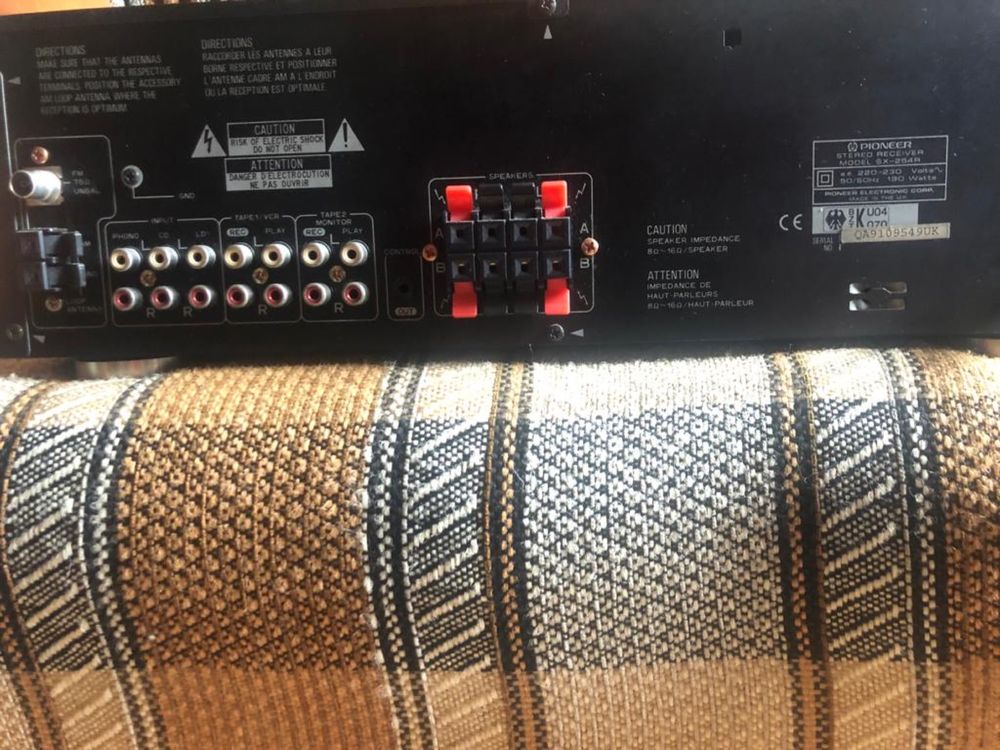 Statie amplificator receiver (pioneer-sony) se vinde cu proba !