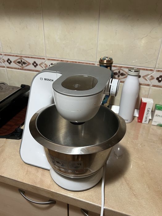 Robot de bucatarie Bosch MUM58224