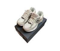 New Balance 2002R WMNS Grey Oak