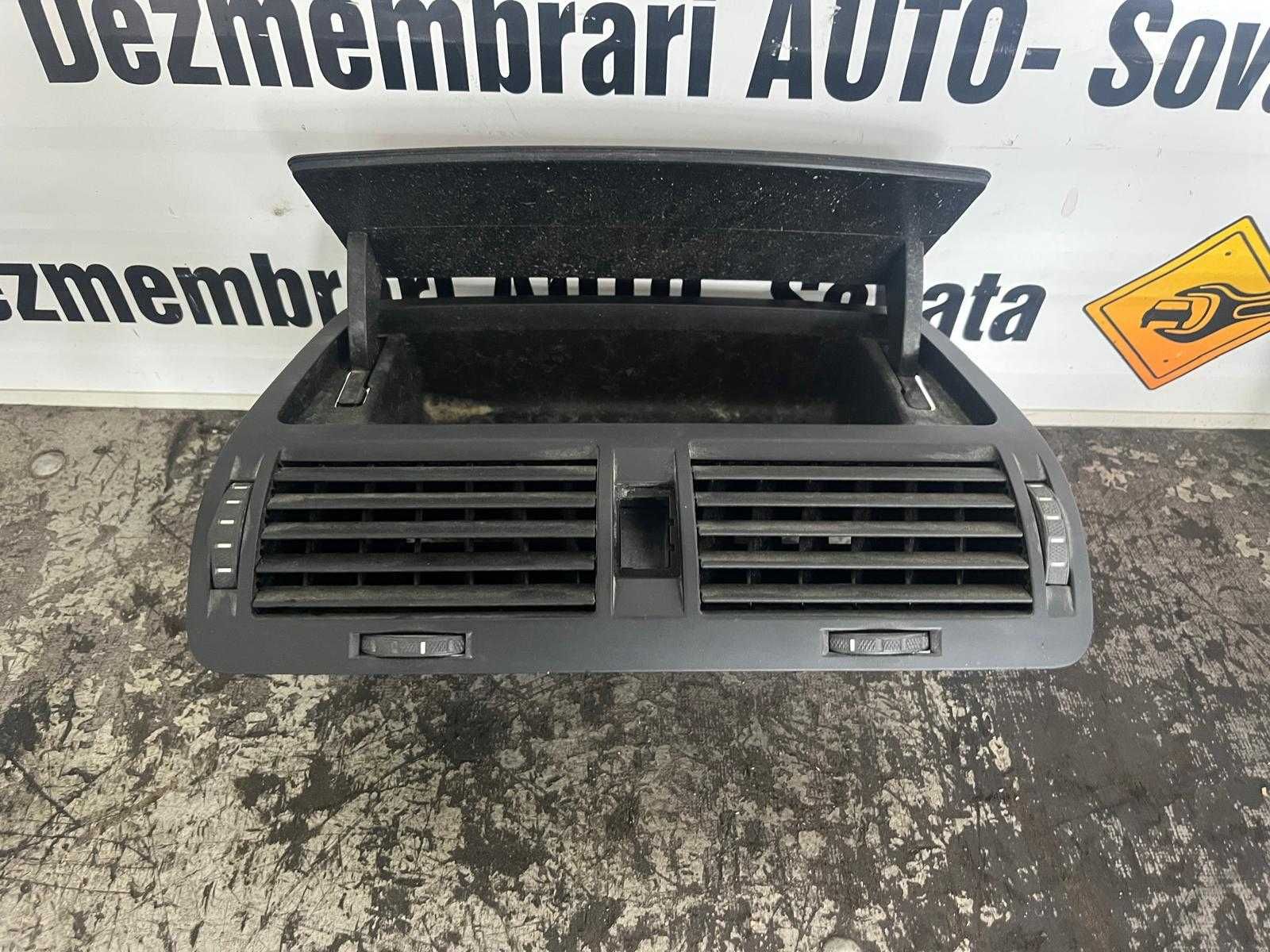 Grila ventilatie bord centru CU MINITORPEDOU Skoda Octavia 2 facelift