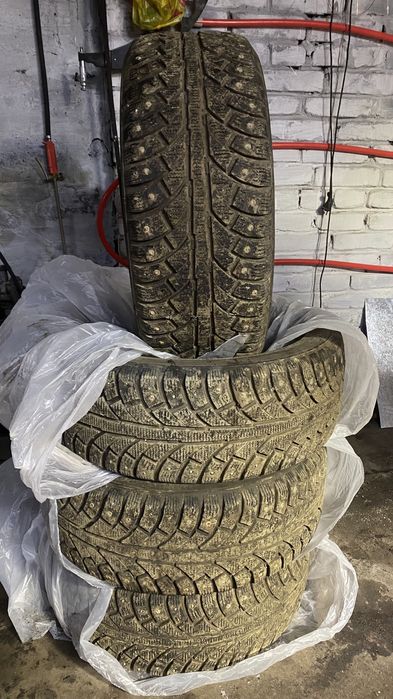 215/50R17 продам зима
