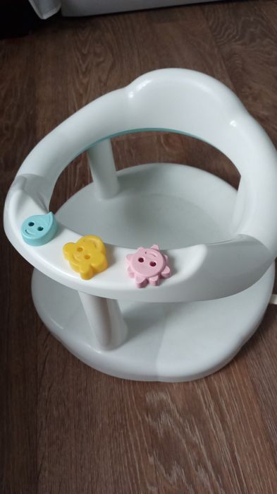 Стульчик и горка для купания