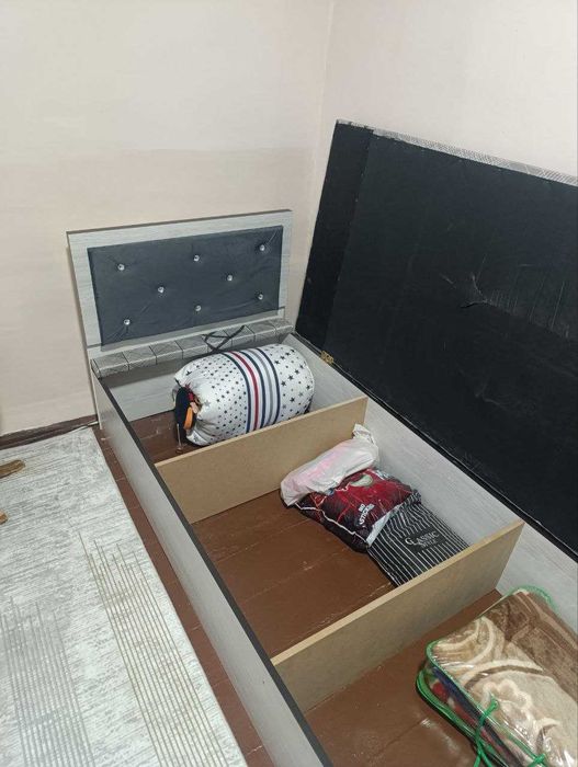 Продается односпальная кровать сундук 195 на 90