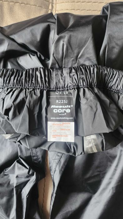 Детски Дъждобран-комплект