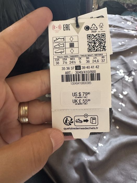 150 lei- Cizme de vanzare,  nepurtate, noi in cutie