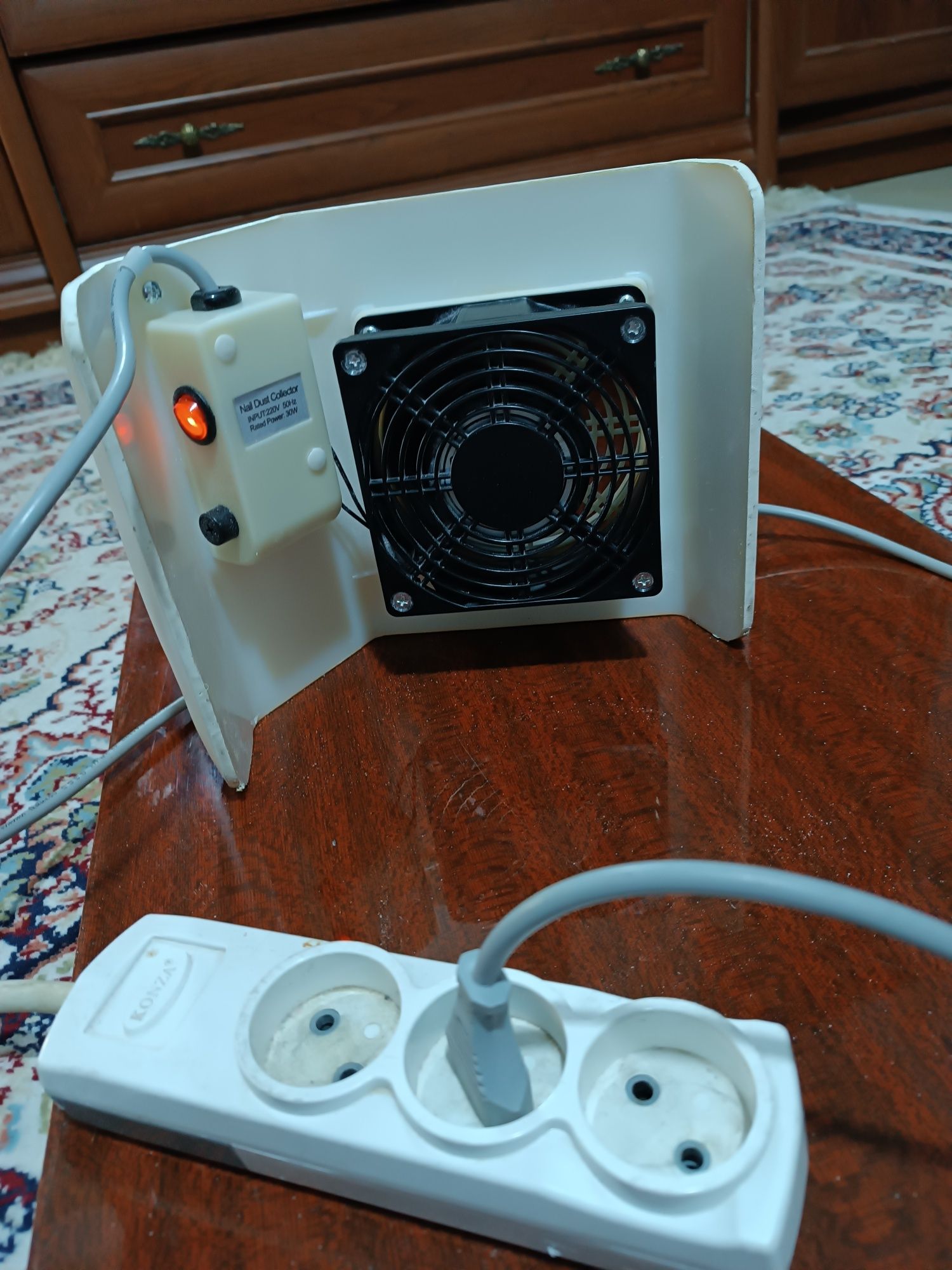 Вытяжной вентилятор для маникюр и педикюр , заводской сделано в Корее