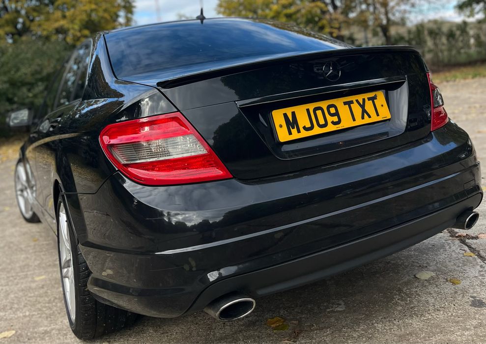 C 320 CDI - 3.0 Diesel V6 - 224 cp - Automat - 7G - 2009 - Amg•Line -