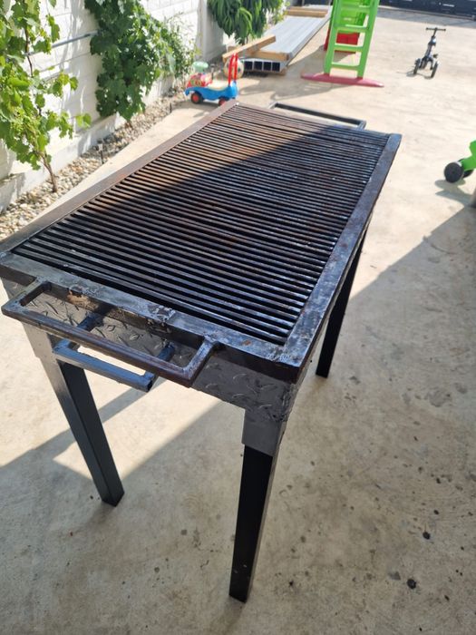 Gratar 900x500 cm
