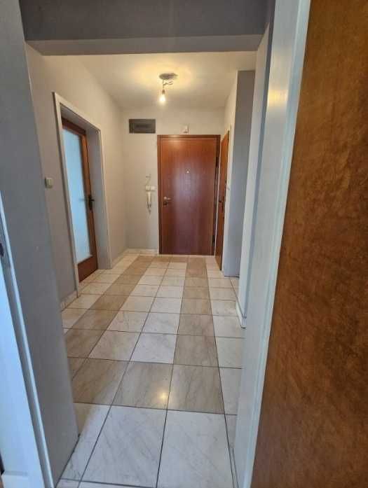 Дава се под наем Тристаен апартамент в София, Изток - 90 кв.м за 750 € - Снимка #7