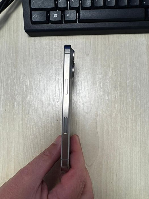 I phone 16 pro 256 gb