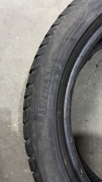 Зимни гуми 245/45/19 Pirelli