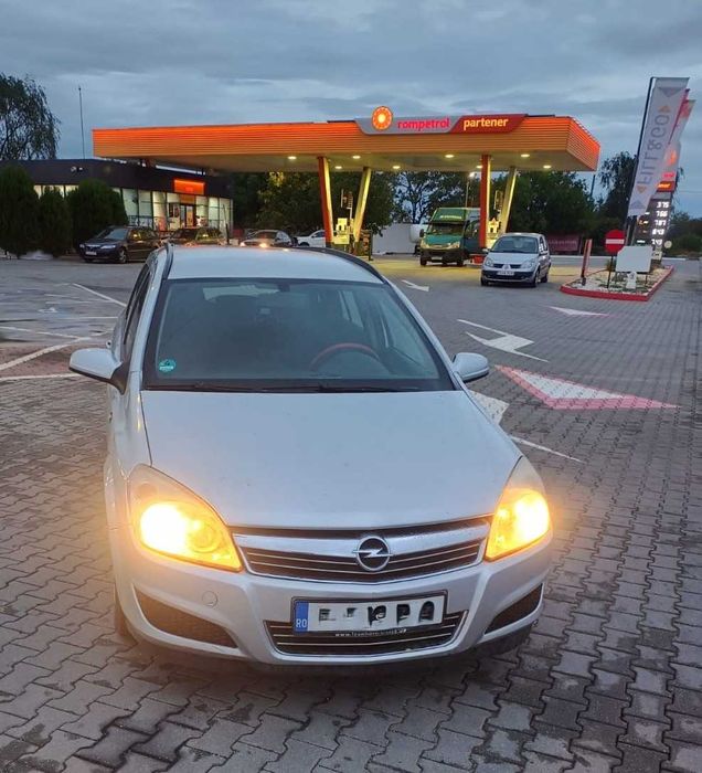 Opel astra H  1.7  2008