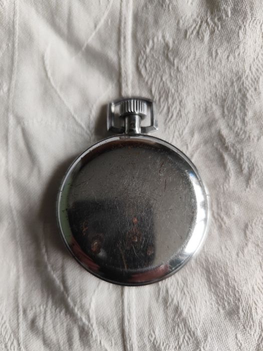 Продава се секундомер