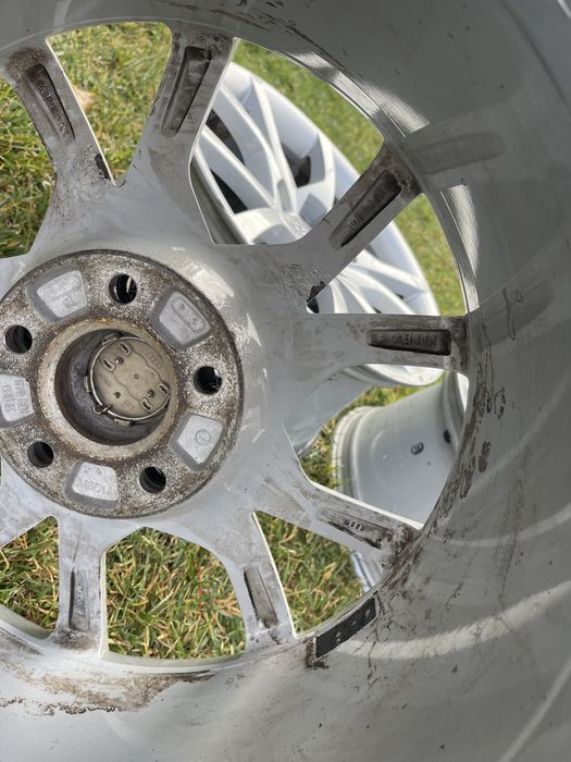 Jante Audi 5x112 66.6 8.5J ET28 R18