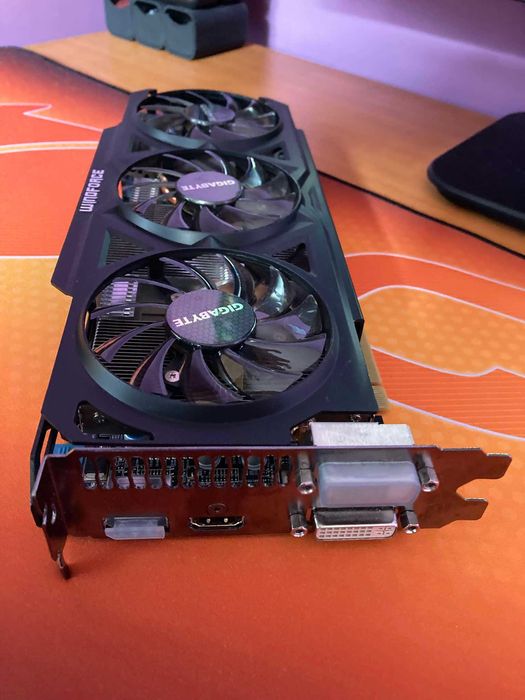 Видео карта GIGABYTE AMD RADEON R9 270X OC windforce 2GB/256 BIT GDDR5