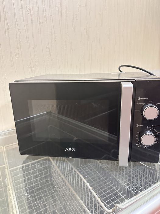 Продам  микроволновку в отличном состоянии. Цена договорная. .