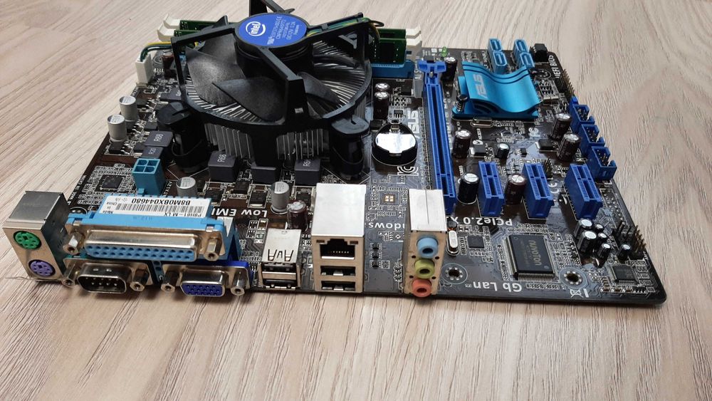 Kit socket 1155 ASUS P8H61-M LX+Intel Core i5 2310+16Gb DDR3