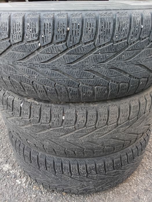 Резина зимняя б/у.