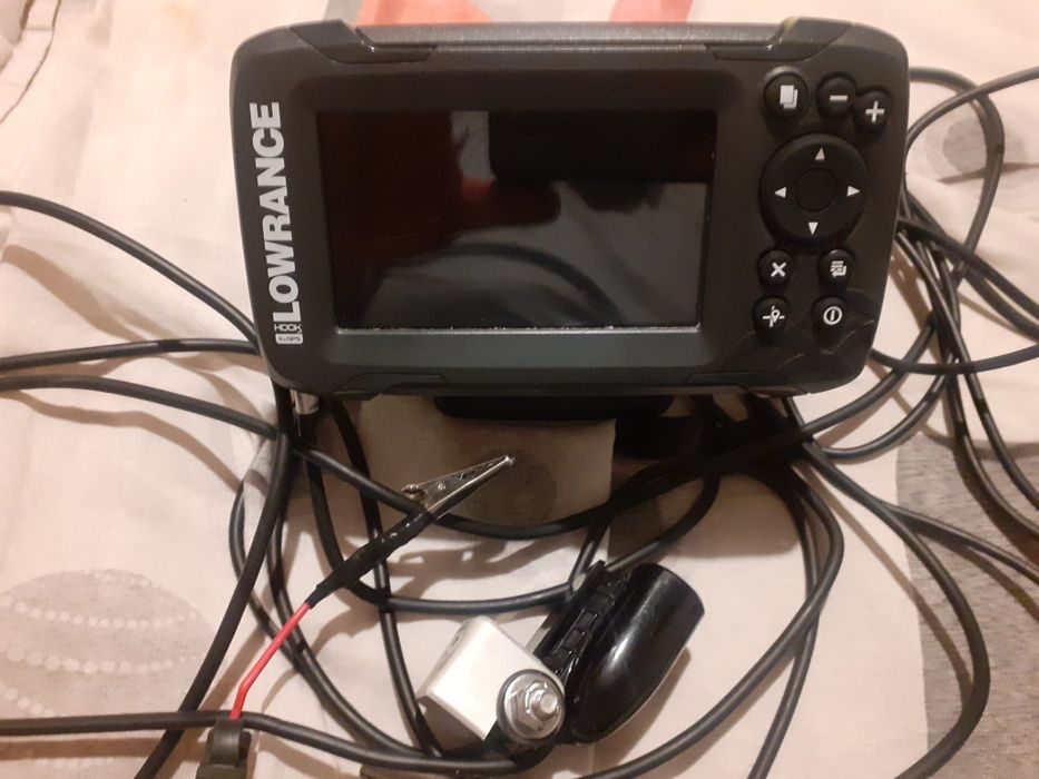 Сонара е почти нова. Ползван е няколко пъти.