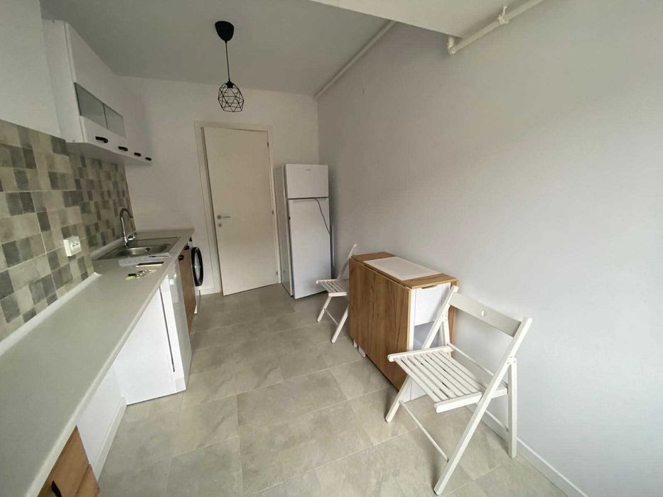 Apartament studio de închiriat