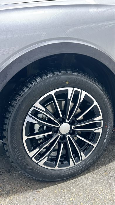 продам зимнию резину Yokohama 225/55/18