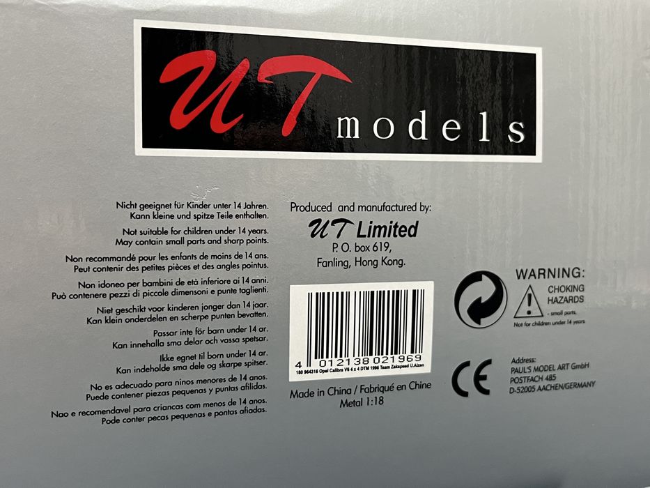 macheta Opel Calibra 1:18 UT Models noua