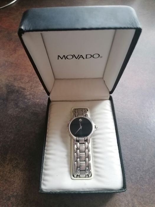 Ceas Movado cu cutie, unisex