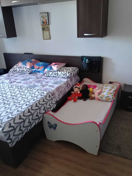 Pat pentru copii + 2saltele incluse 140 x 70 cm