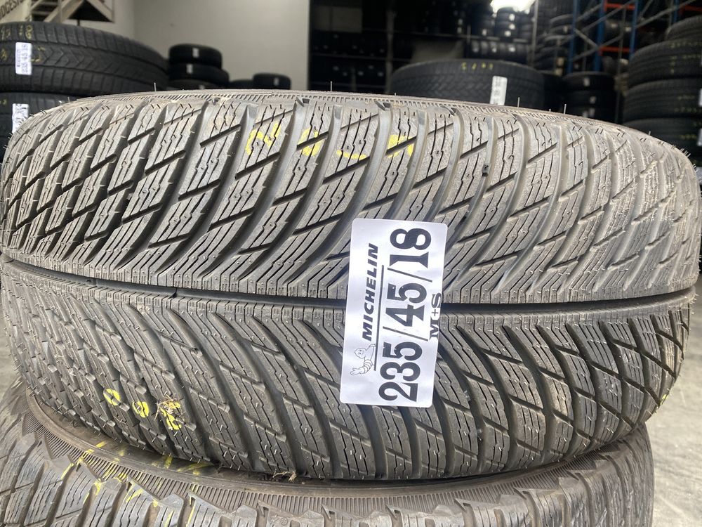 235/45/18 Michelin M+S