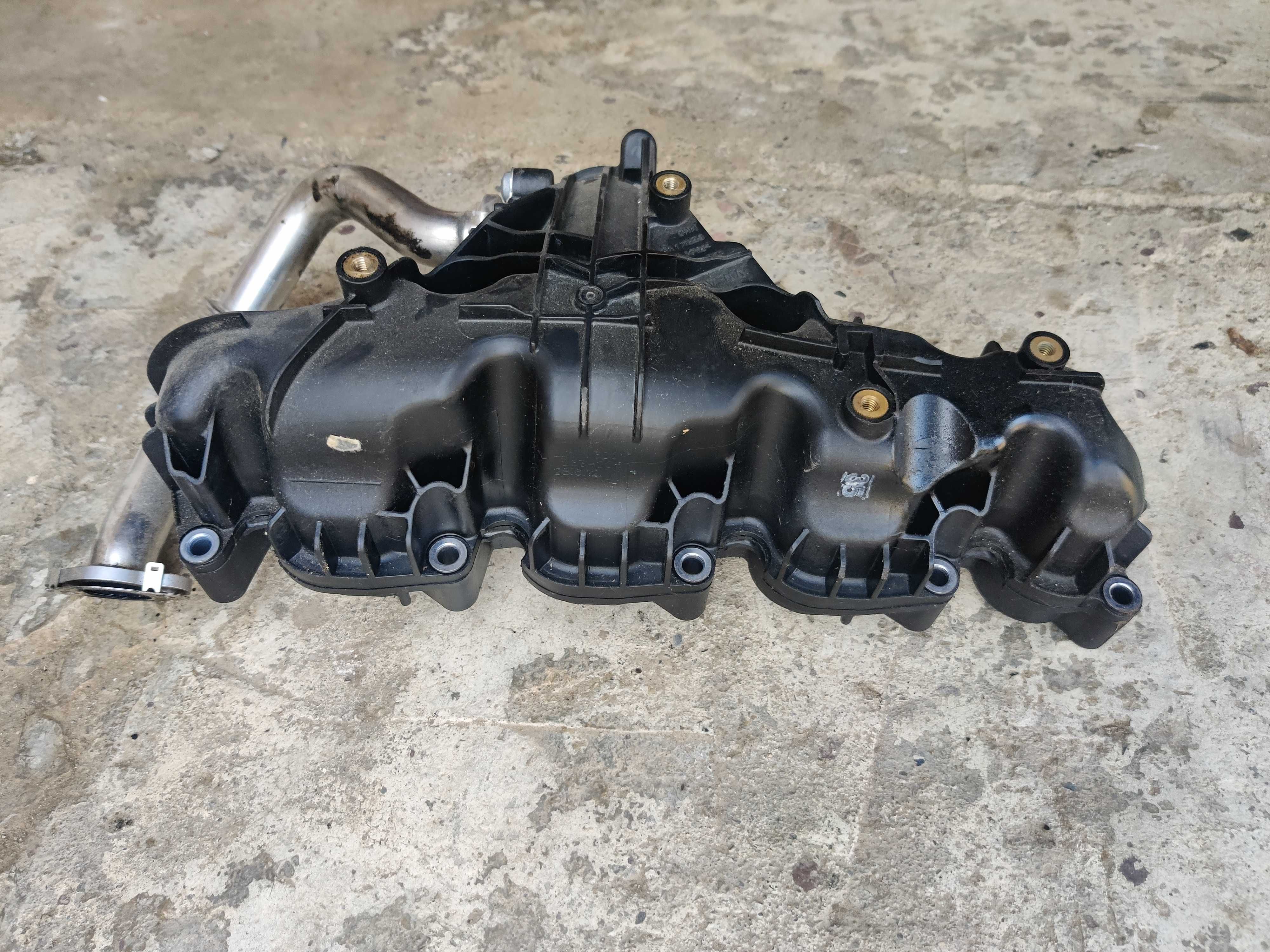 Galerie admisie Seat Exeo Audi A4 A5 Q5 motor 2.0 Cod: 03L129711BA